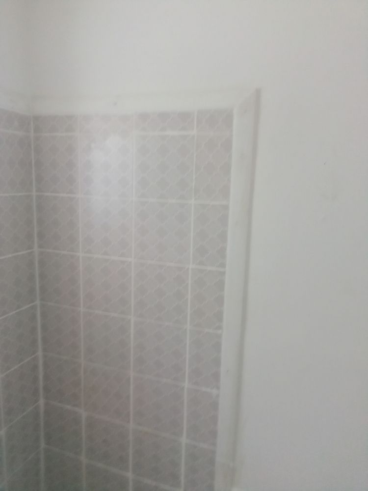 Slide of We Da Best Handyman & Roofing