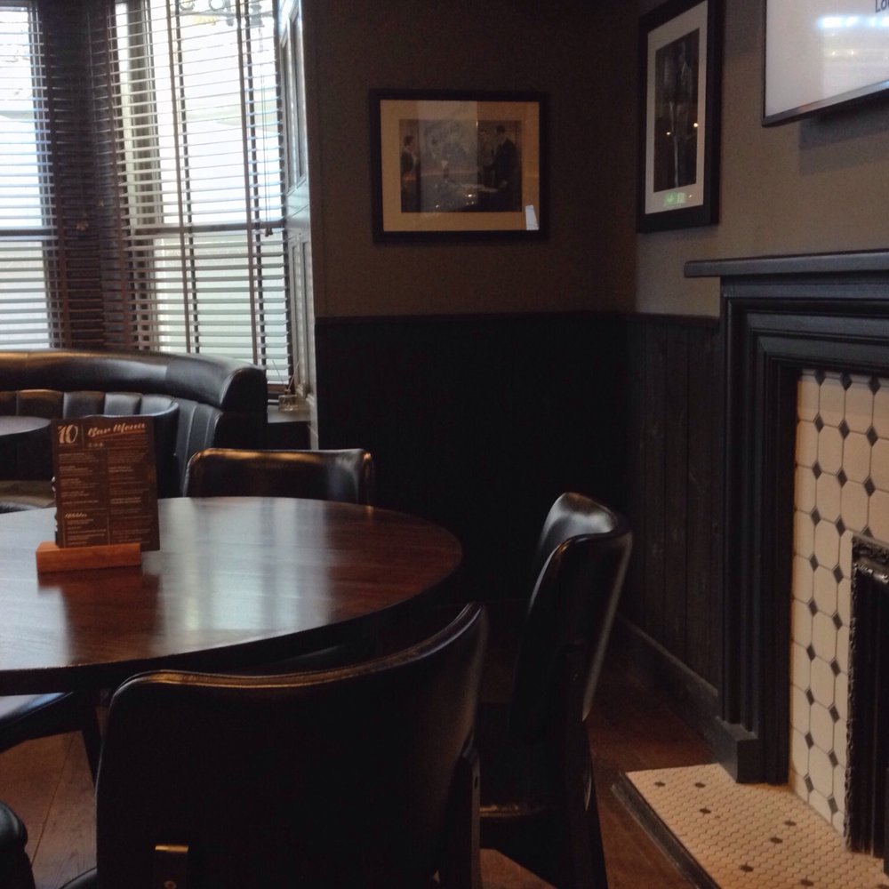 No 10 Bar & Restaurant - Freshly decorated indoor - Bars Near Me - Aberdeen, ABE No 10 Bar & Restaurant - Freshly decorated indoor - Bars Near Me - Aberdeen, ABE