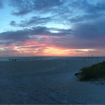 Cedar Cove Resort & Cottages - Hotels Near Me - Holmes Beach, Florida
