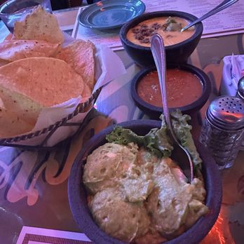 Matt's El Rancho - Guacamlle ($13) - Mexican Near Me - Austin, Texas