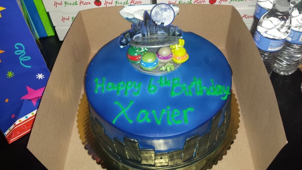 Lucero's Bakery Express by null