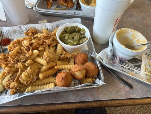 Junior's Seafood Restaurant and Grill by null