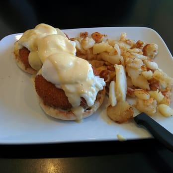Break Your Fast - KrabbyCake Benedict with potatoes - American Near Me - Union City, California