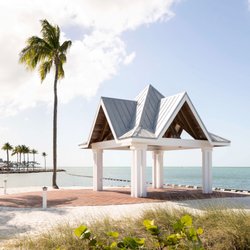 Tranquility Bay Beachfront Resort
