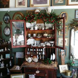 Our Checkered Pasts - Victorian or vintage?  You'll find it at Our Checkered Pasts!