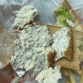 Burger King - A Classico chicken sandwich. So dry it's cooked to nothing and unfolded. - Burgers Near Me - Fargo, North Dakota