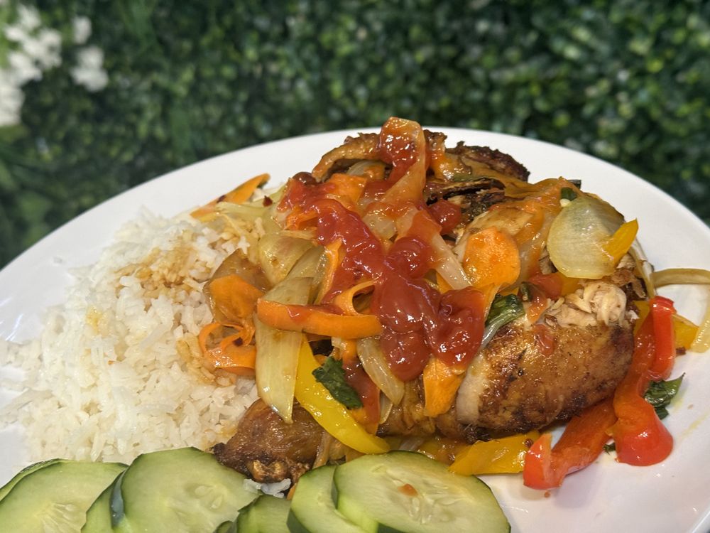 Trini Lime Caribbean Cafe Logo