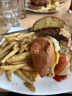 Atomic Burger by null