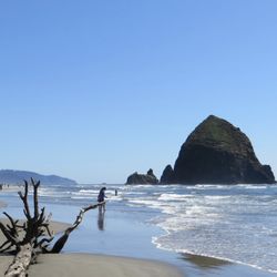 Walgreens - Cannon Beach