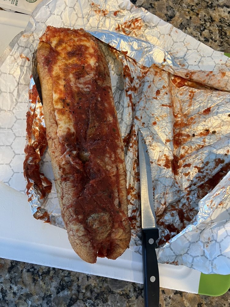 Lucky's Pizza & Sub House