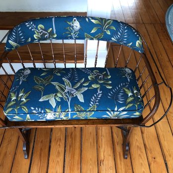 Berkshire Fabric & Wallpaper - Carriage bench upholstered in June 2020 - Fabric Stores Near Me - Pittsfield, Massachusetts