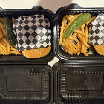 Barrio Burgers - Great mexi style setup - Burgers Near Me Barrio Burgers - Great mexi style setup - Burgers Near Me