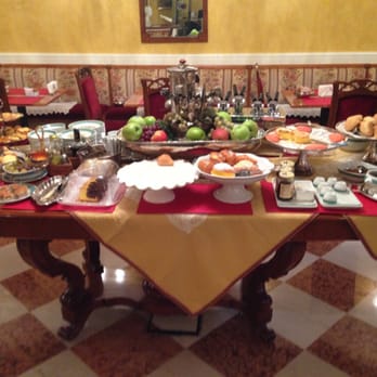 Hotel Orologio - Really nice breakfast! - Hotels Near Me - Bologna, BO