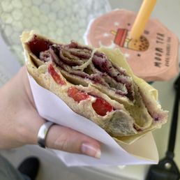 Berry Cheesecrepe Berry Cheesecrepe