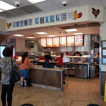 Bushs Chicken - customers in the kitchen - Fast Food Near Me - San Antonio, Texas Bushs Chicken - customers in the kitchen - Fast Food Near Me - San Antonio, Texas