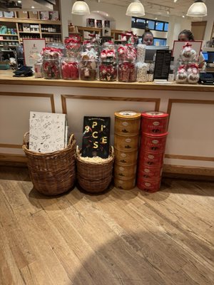 Williams-Sonoma by null