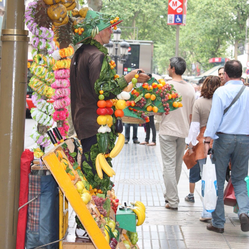 Las Ramblas - Fruit vendor - Local Flavor Near Me - Barcelona, B