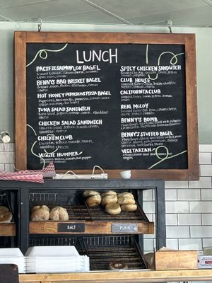 Benny's Lakewood by null