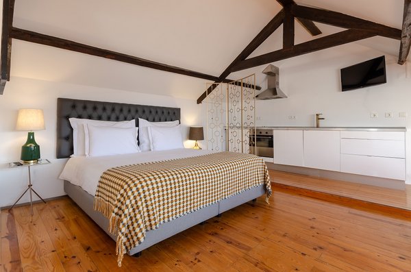 Quinta Colina by Shiadu by null