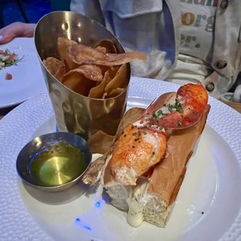 Atlantic - Lobster Roll - Seafood Near Me - Orlando, Florida Atlantic - Lobster Roll - Seafood Near Me - Orlando, Florida