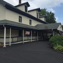 Grist Mill Antiques Center - Outside of the large mill house