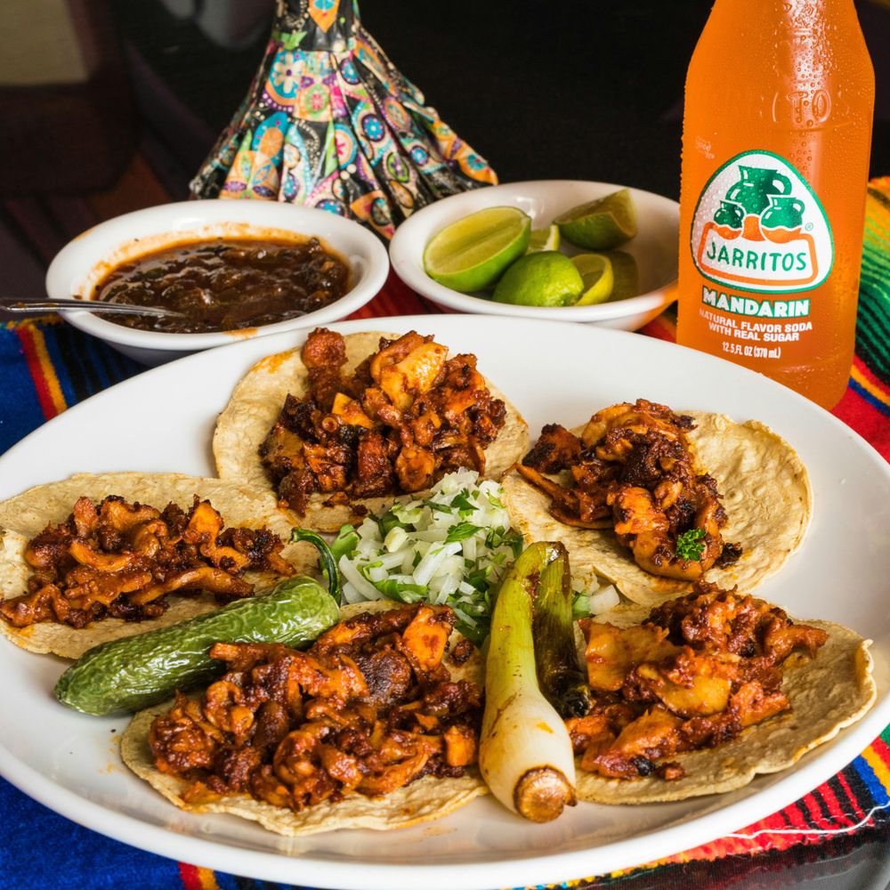 Kika's Molcajete