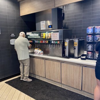 McDonald's - Fast Food Near Me - Sanders, Kentucky