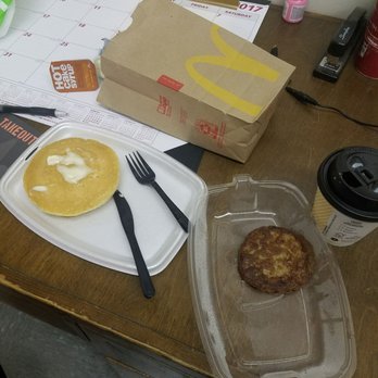 McDonald's - Them hot cakes are my love - Fast Food Near Me - Chesapeake, Virginia