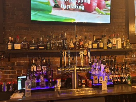 Audrey's Avenue Kitchen & Bar by null