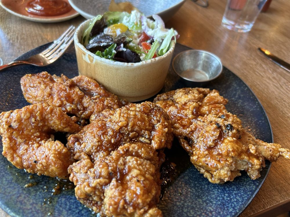 Copper Otter Bar and Grill Logo