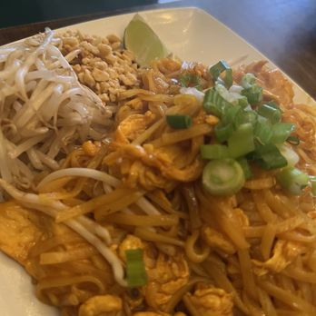 Chanpen Thai Cuisine - Pad Thai - Thai Near Me - Phoenix, Arizona