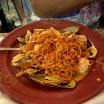 Divina Cucina - Their Pasta Di Mare Special - OO for August 2023 - my friend said it was fantastic! - Italian Near Me - Montrose, California Divina Cucina - Their Pasta Di Mare Special - OO for August 2023 - my friend said it was fantastic! - Italian Near Me - Montrose, California