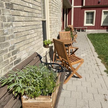 Baker House Bread - Beautiful garden - Bakeries Near Me - Markham, Ontario