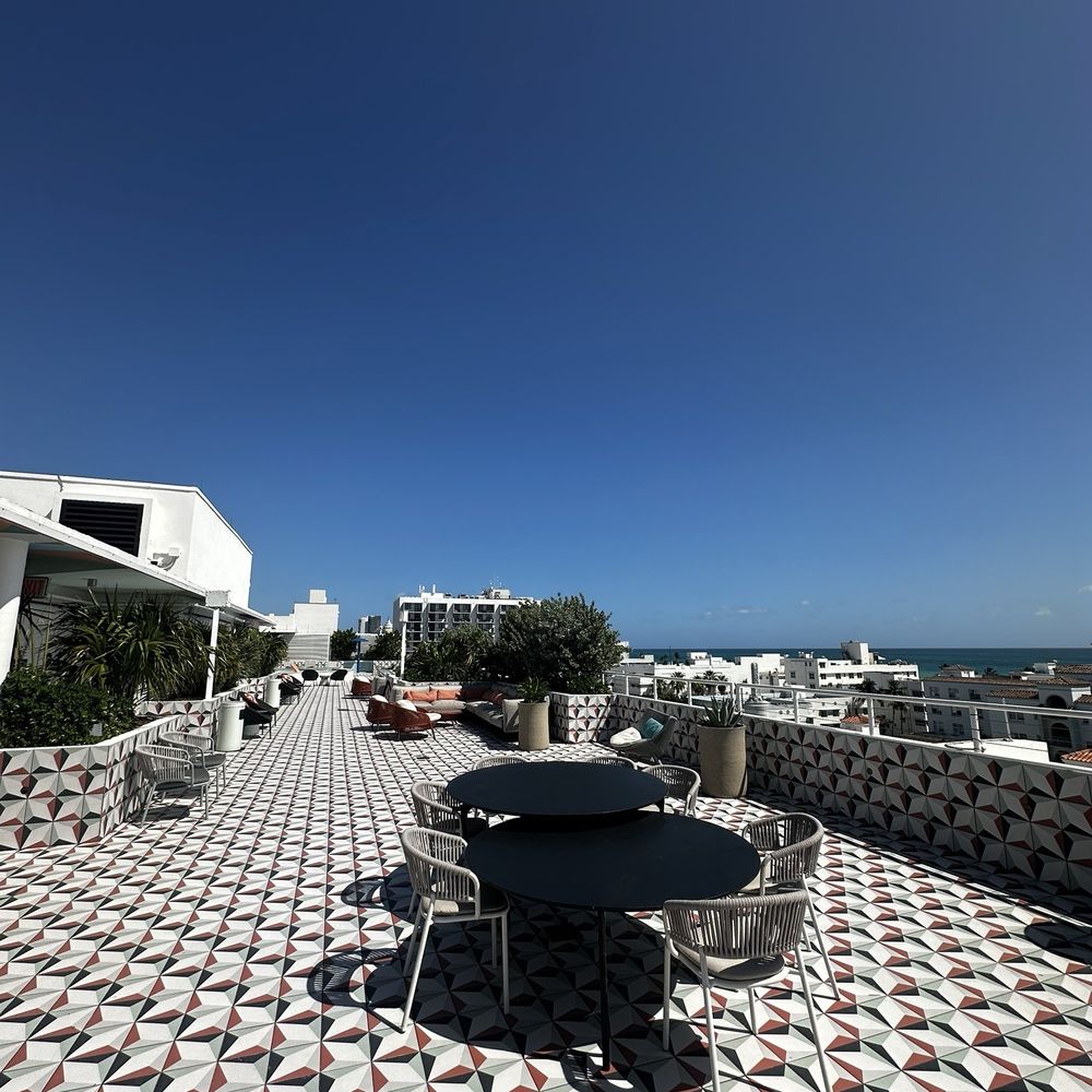 Moxy Miami South Beach - Rooftop - Hotels Near Me - Miami Beach, Florida Moxy Miami South Beach - Rooftop - Hotels Near Me - Miami Beach, Florida