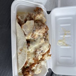 Mr G's Smokehouse and Seafood Grill - Clucker taco