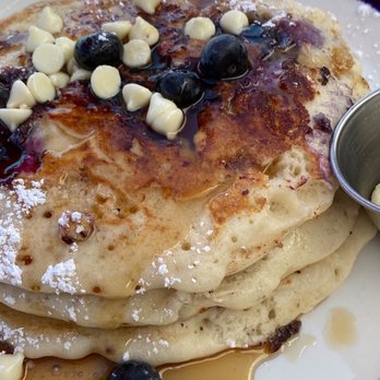Tinta - Blueberry white chocolate chip pancakes - Breakfast & Brunch Near Me - Fort Lauderdale, Florida Tinta - Blueberry white chocolate chip pancakes - Breakfast & Brunch Near Me - Fort Lauderdale, Florida