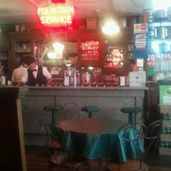 Lauber's Old Fashion Ice Cream Parlor - The old school soda bar