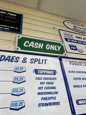 Lago's Ice Cream by null