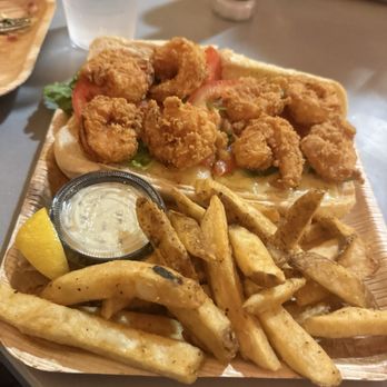Spearfish Grille - Shrimp po boy and fries - Seafood Near Me - Sarasota, Florida Spearfish Grille - Shrimp po boy and fries - Seafood Near Me - Sarasota, Florida