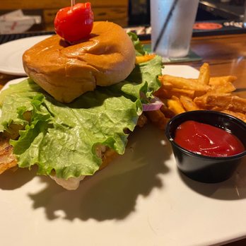 The Cottage - Grouper sandwich - New American Near Me - Sarasota, Florida The Cottage - Grouper sandwich - New American Near Me - Sarasota, Florida