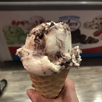 Bates Ice Cream - Moose Tracks ice cream in waffle cone - Ice Cream & Frozen Yogurt Near Me - Indianapolis, Indiana