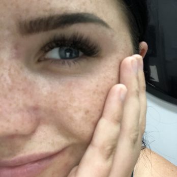 Lashbar - La Jolla - Eyelash Service Near Me - La Jolla, California