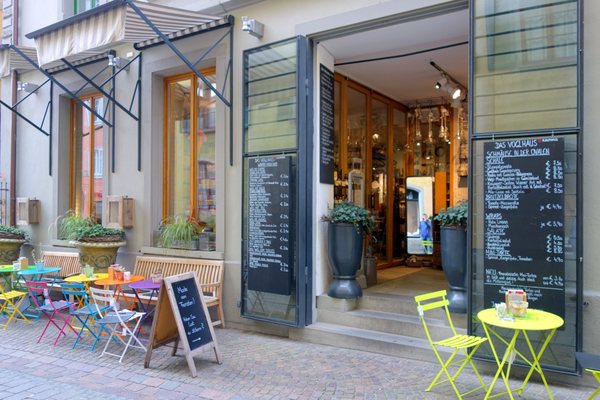 Das voglhaus cafe und kaufhaus by null