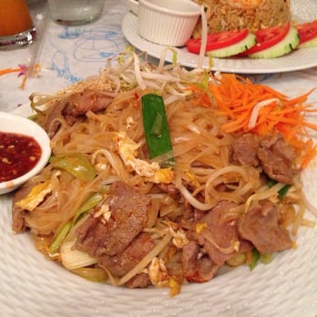 Anothai Cuisine - Pad thai with beef & scallops. - Thai Near Me - Houston, Texas Anothai Cuisine - Pad thai with beef & scallops. - Thai Near Me - Houston, Texas
