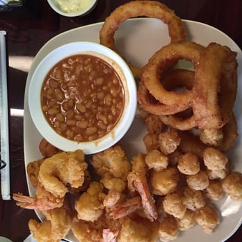 Castaways - Delicious - Seafood Near Me - Bonifay, Florida