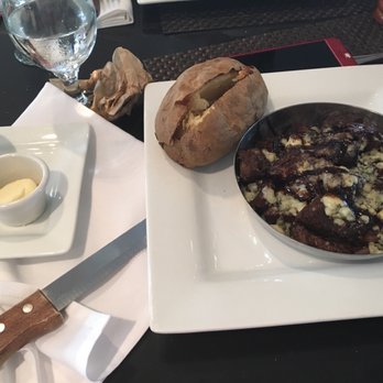 5300 Chophouse - Steak tips with caramelized  onions and loaded potato - Steakhouses Near Me - Miami, Florida
