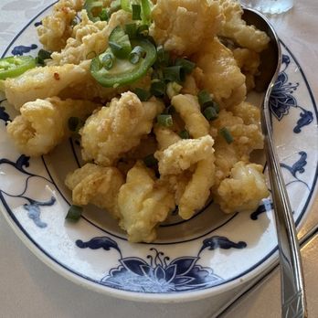 Fook Yuen Seafood Restaurant - Salt n pepper calamari - Seafood Near Me - Honolulu, Hawaii