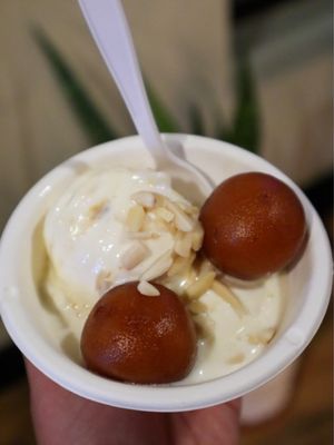 Sarabhas creamery - Ice cream & chai/coffee shoppe by null