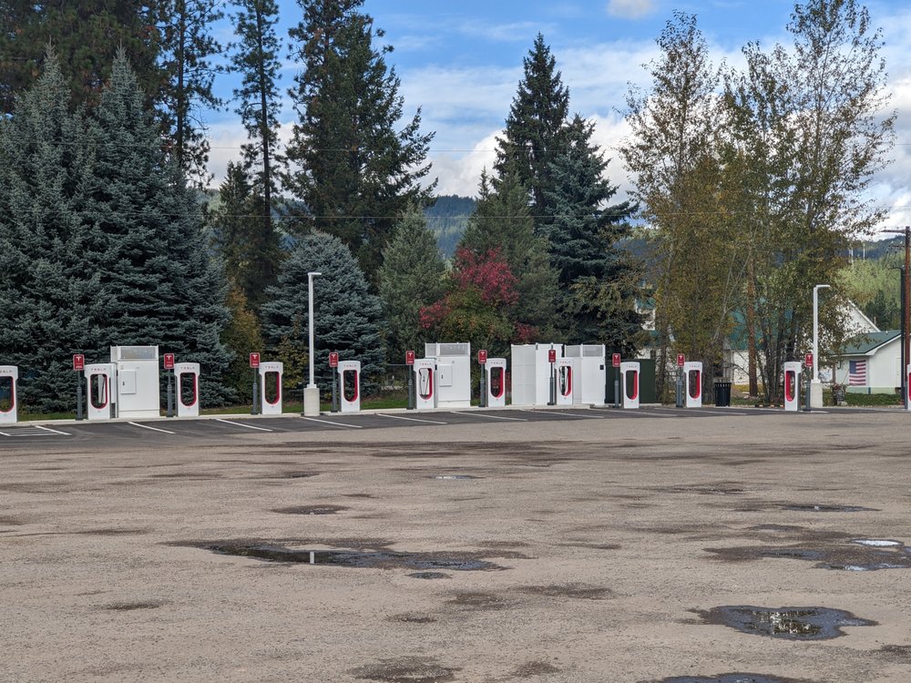 TESLA SUPERCHARGER Updated March 2024 6 St Regis St, Saint Regis