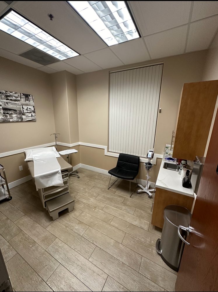 IRVINE URGENT CARE Updated October 2024 130 Photos & 1317 Reviews